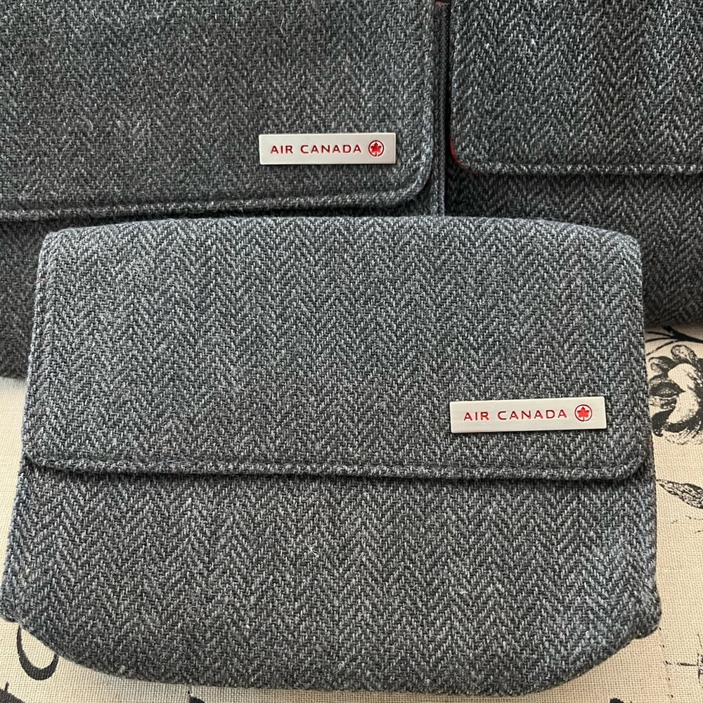 Air Canada Business First Class Amenity Bag Toiletry Case Grey Chevron Tweed NEW